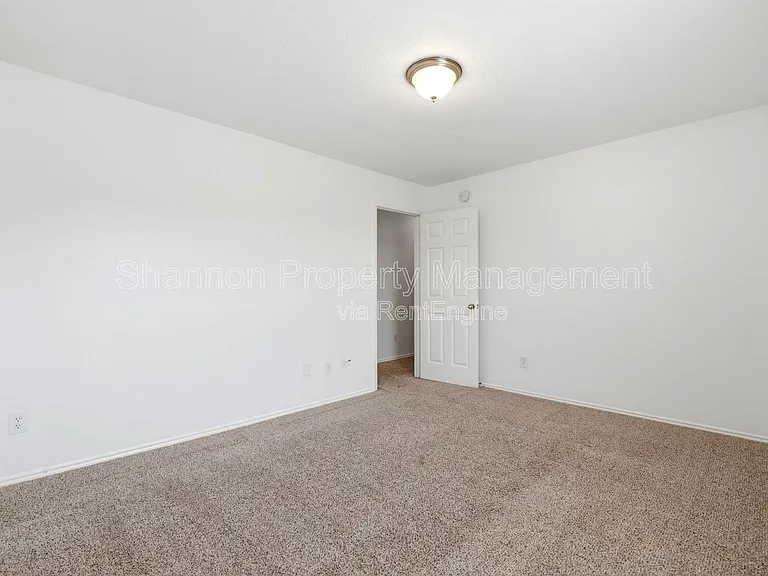 5342 Gibralter Pl — Photo 39
