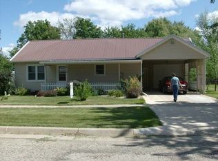 410 N Rutledge St, Paullina, IA 51046