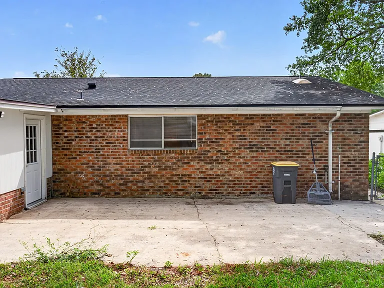 9954 Larkdale Ct — Photo 32