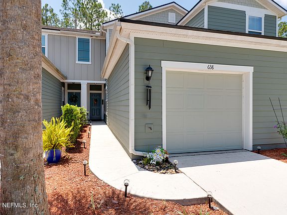 3rd image of 638 SERVIA Drive