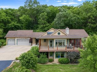 951 Peaceful Valley Ln, Labadie, MO 63055