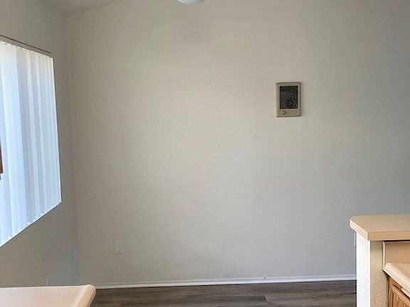 5th image of 4552 Hamilton St #5