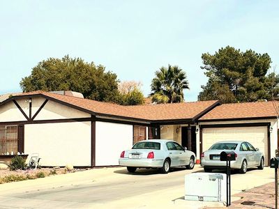 1890 Pinchot St, Las Vegas, NV, 89156
