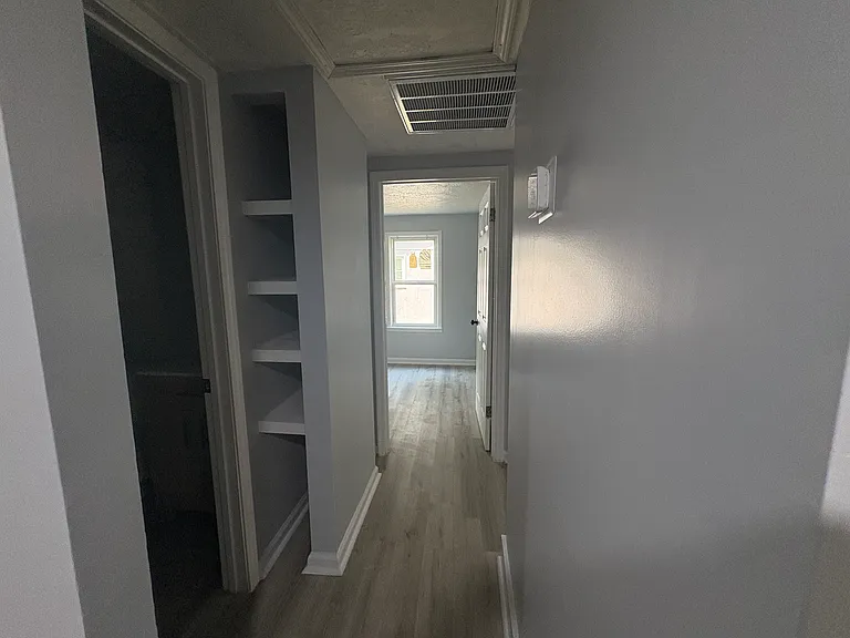 241 Cherokee St SE — Photo 8