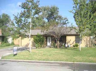 3790 Holland Dr, Beaumont, TX 77707