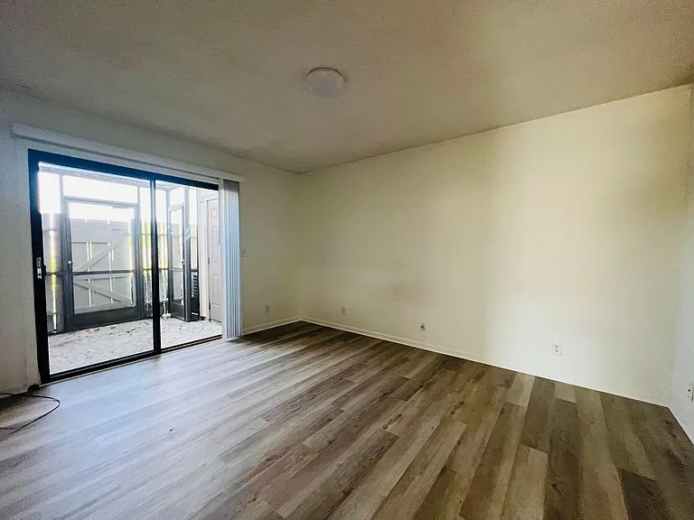 11877 Sturbridge Ln — Photo 10