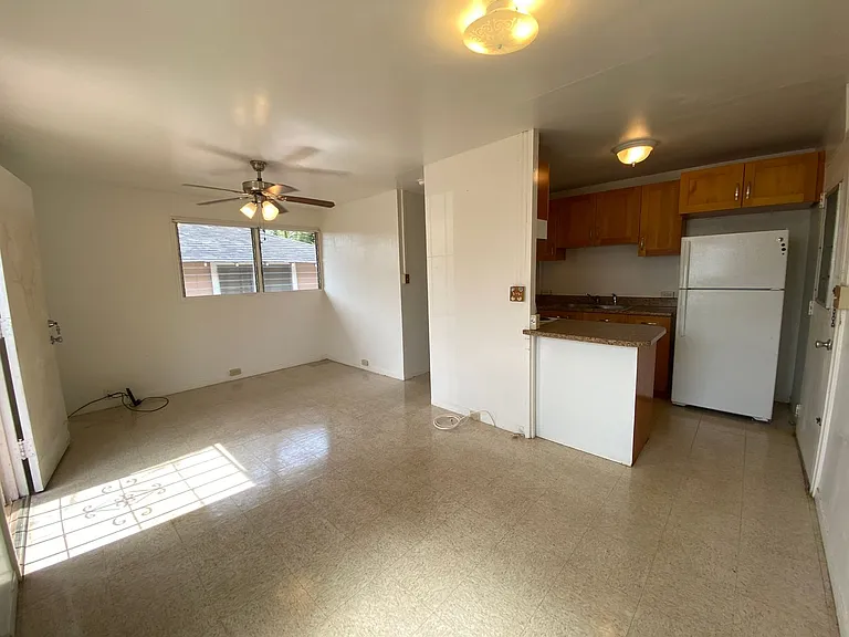 2530 Kalihi St — Photo 3