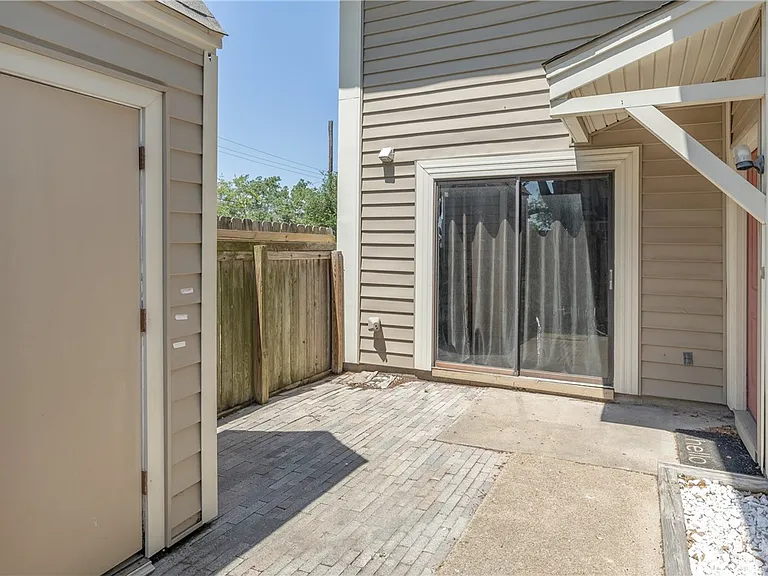 2101 Barak Ln #17 — Photo 18