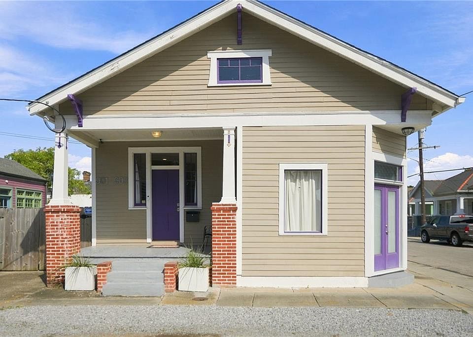 1st image of 903 Lizardi St