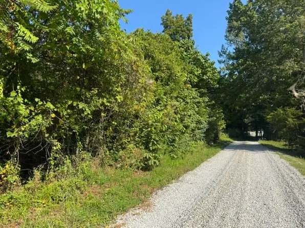 358 Tom Taylor Rd, Corbin, KY 40701