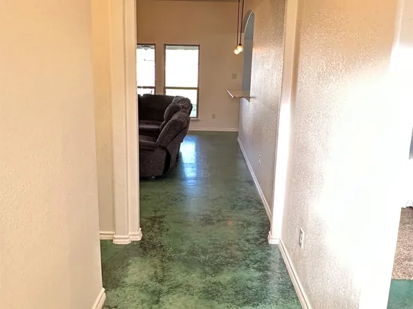 805 Wind Song, Stephenville, TX 76401