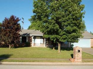 1303 Jennifer St, Springdale, AR 72762