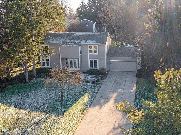 3rd image of 489 Beaverbrook Dr