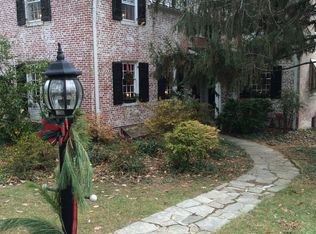 323 Tunbridge Rd, Baltimore, MD 21212