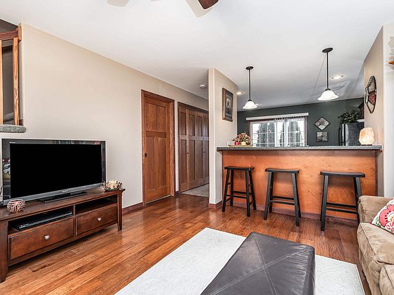 5th image of 3470 Hillcrest Rd Unit 12