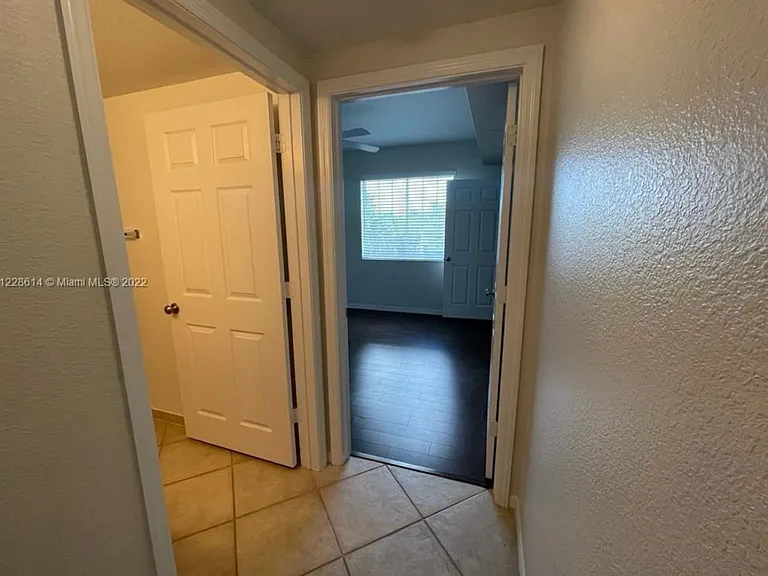 6418 Emerald Dunes Dr #301 — Photo 9