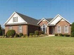 232 Dunwood Ct, Clarksville, TN 37043