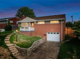 146 Woodhall Dr, Pittsburgh, PA