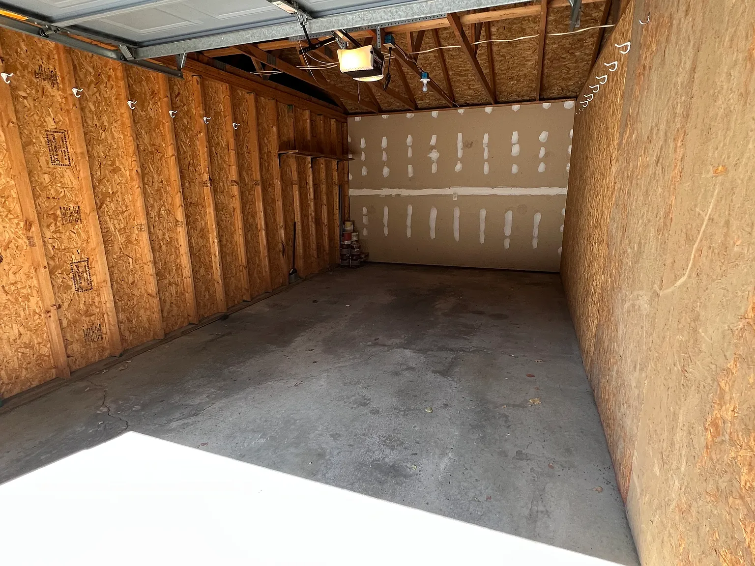 2 bed, 1230 sqft, $1,600 — Photo 4