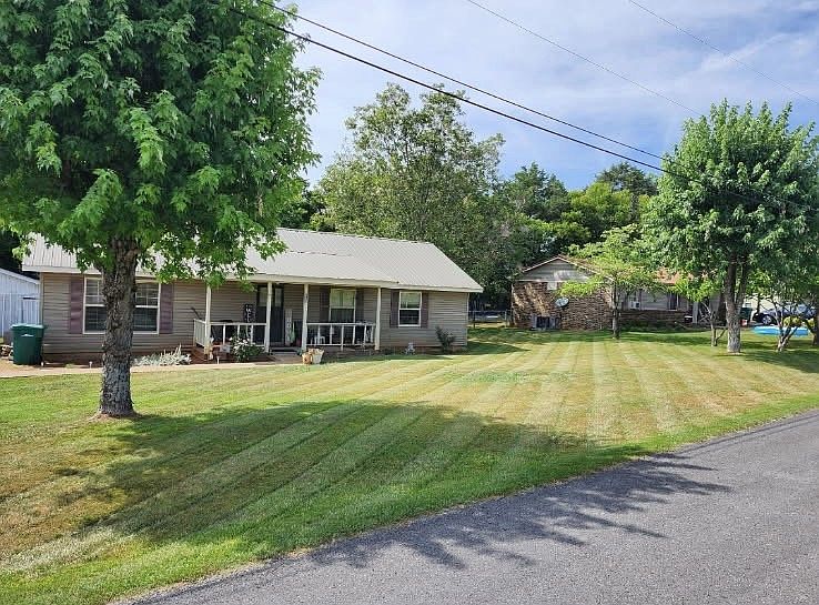 1st image of 112 Lakeland Ct