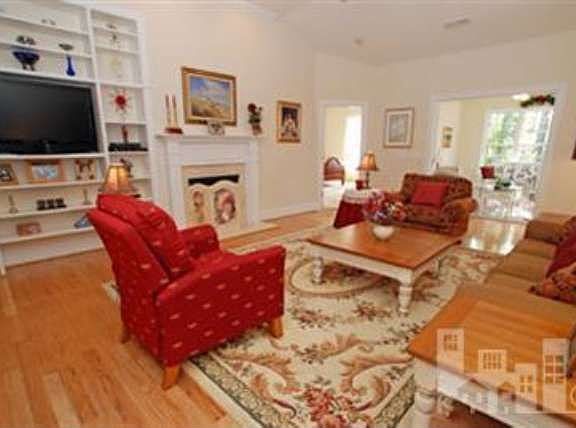 4th image of 4105 Conner Ct
