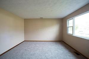 5th image of 3316 Simmons Dr