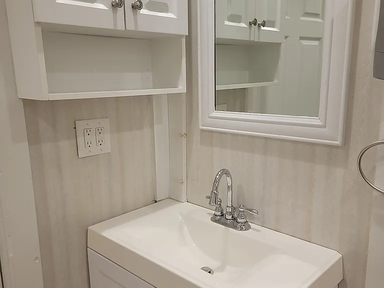 808 E Water St #A — Photo 32