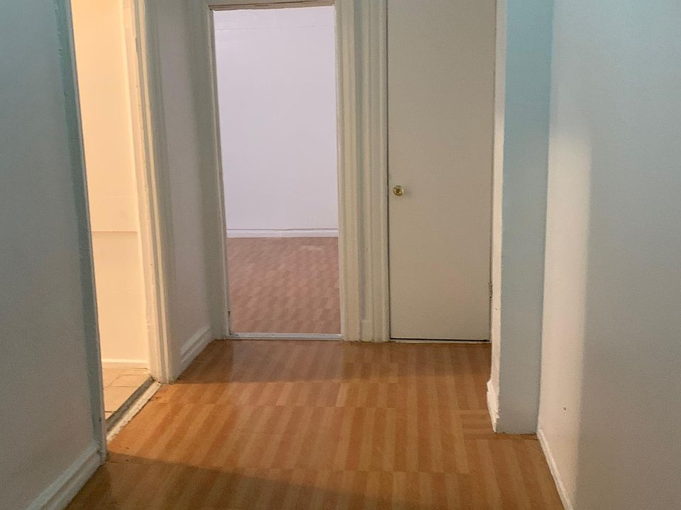 1st image of 2849 Webb Ave Bsmt 2