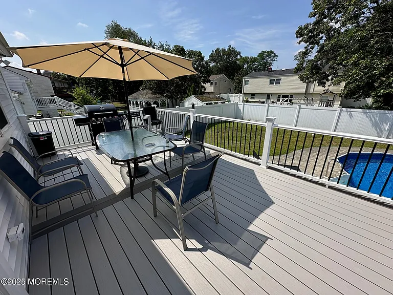 18 Branch Rd — Photo 5