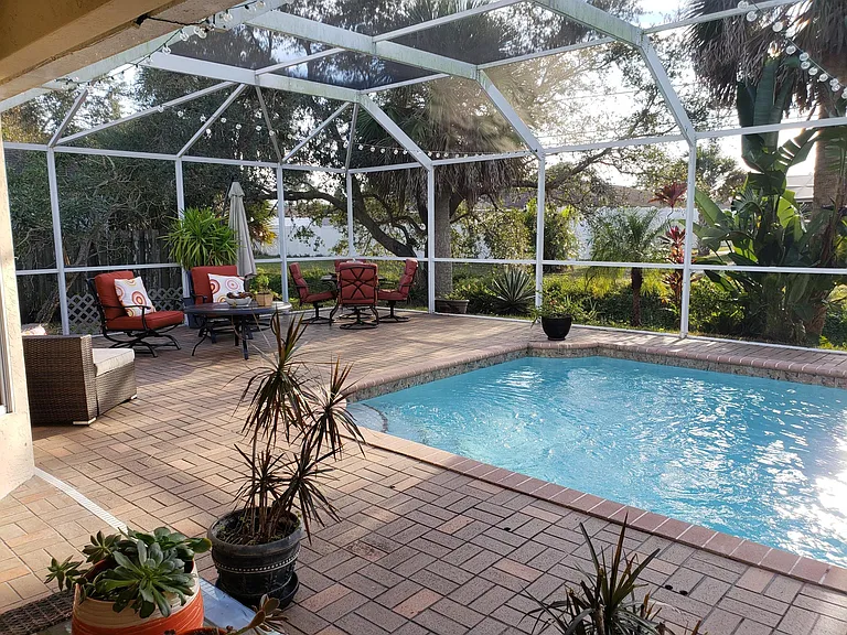 389 Gulf Breeze Blvd — Photo 3