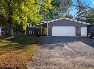 2838 9th Ln, Anoka, MN 55303