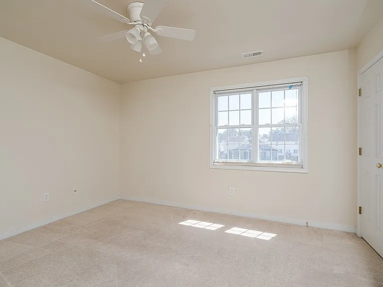 2916 Greenway Ave — Photo 19