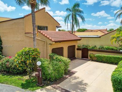 1054 NE 203rd Ln, Miami, FL, 33179