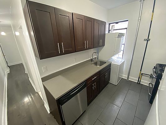 2nd image of 554 W 148th St APT 42