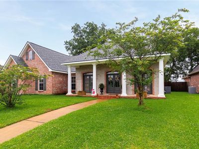216 Grand Lakes Blvd, Alexandria, LA, 71303
