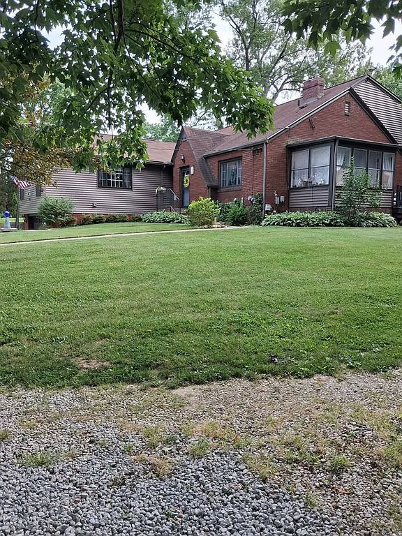 370 N Cleveland Ave - Property Image