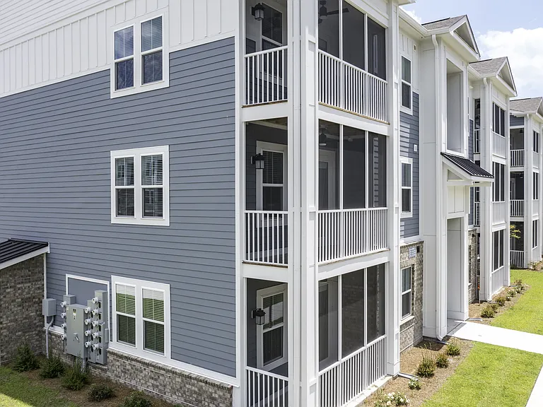 Anchor Pointe Apartments — Photo 26