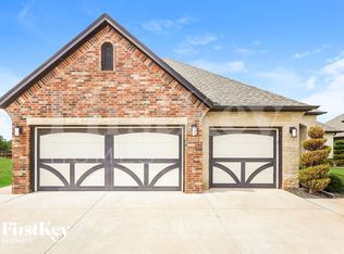 11545 SW 55th St, Mustang, OK 73064