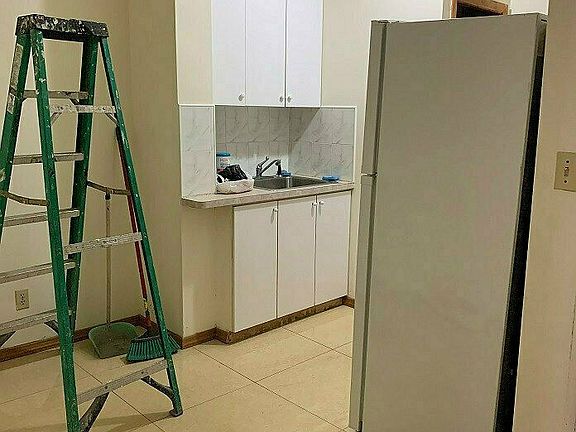 4th image of 41 Essex St APT 8