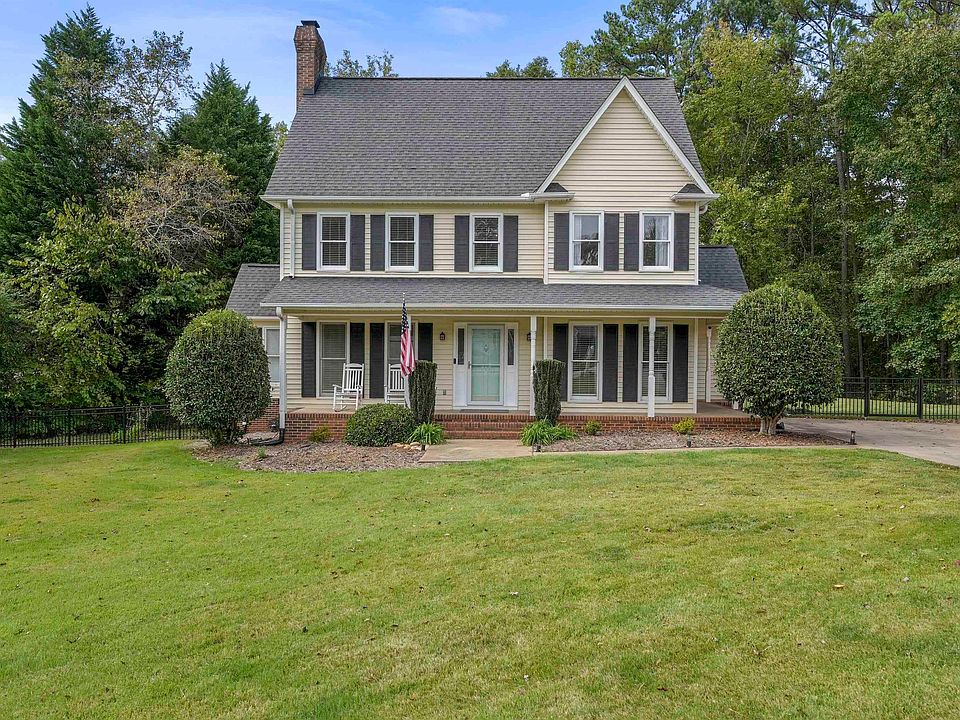 1st image of 901 Huntington Rd