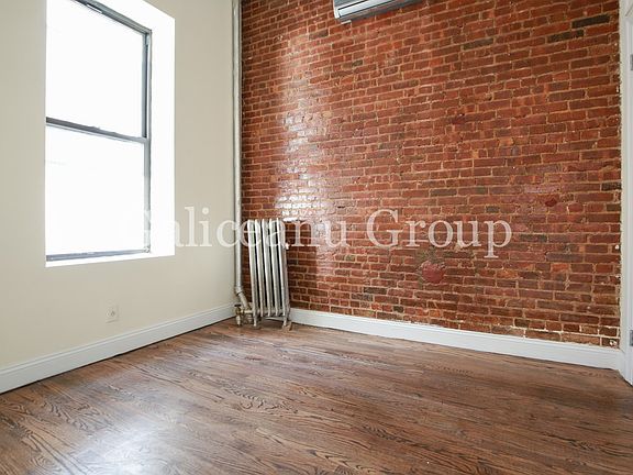 3rd image of 227 E 81st St Frnt 1