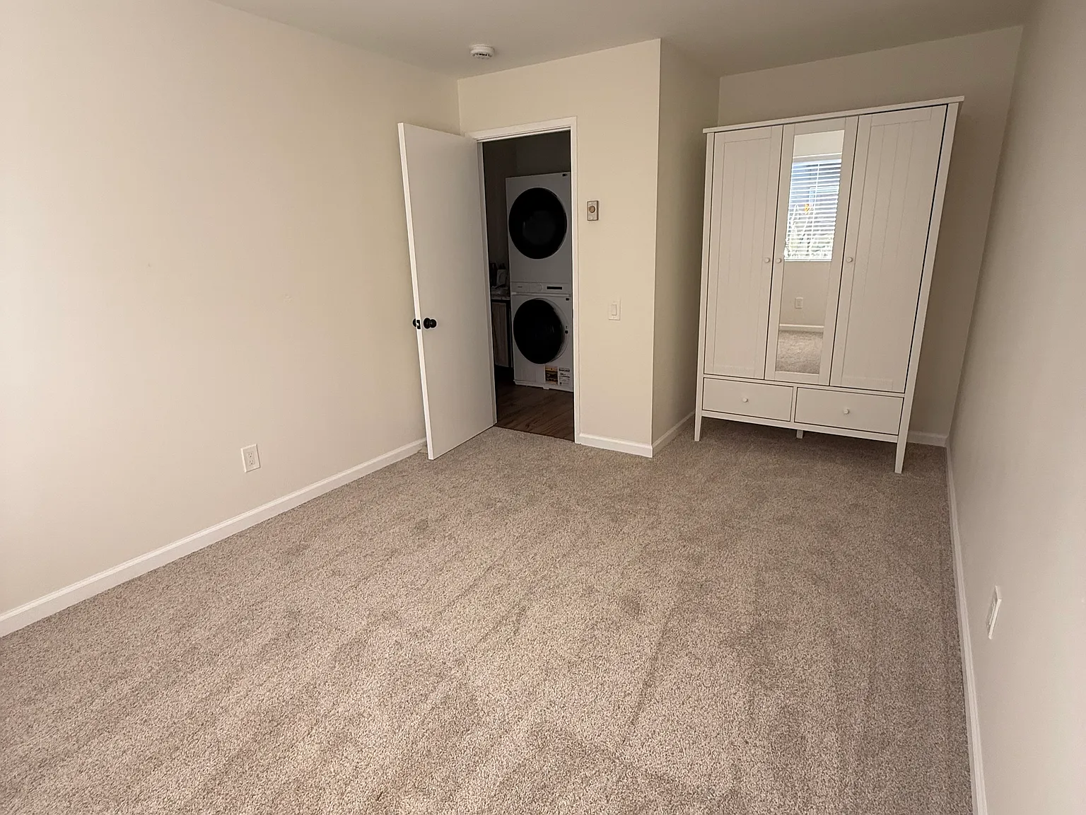 4 bed, 1755 sqft, $1,425 — Photo 3