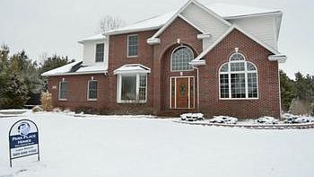 1st image of 6204 Peachtree Cir