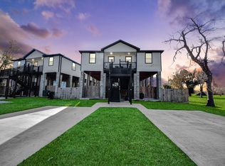 618 Maple Way #A-B, Houston, TX 77015