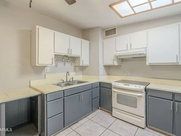 11305 W ALABAMA Avenue, Youngtown, AZ 85363