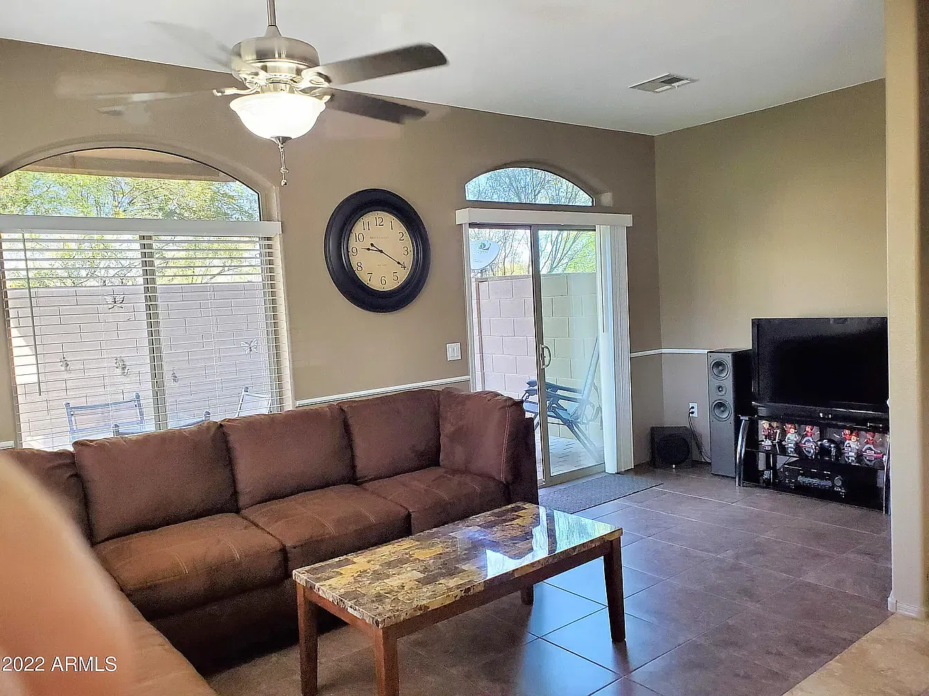 2 bed, 2.5 bath, 1186 sqft, $1,000 — Photo 3