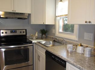 1241 Granby Rd #G, Chicopee, MA 01020