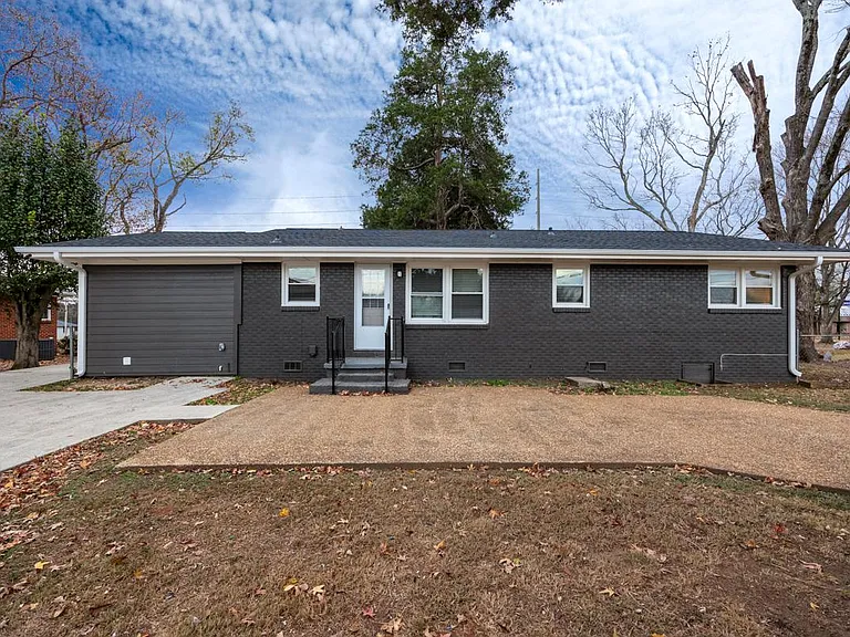 4206 Holmes Ave NW — Photo 9