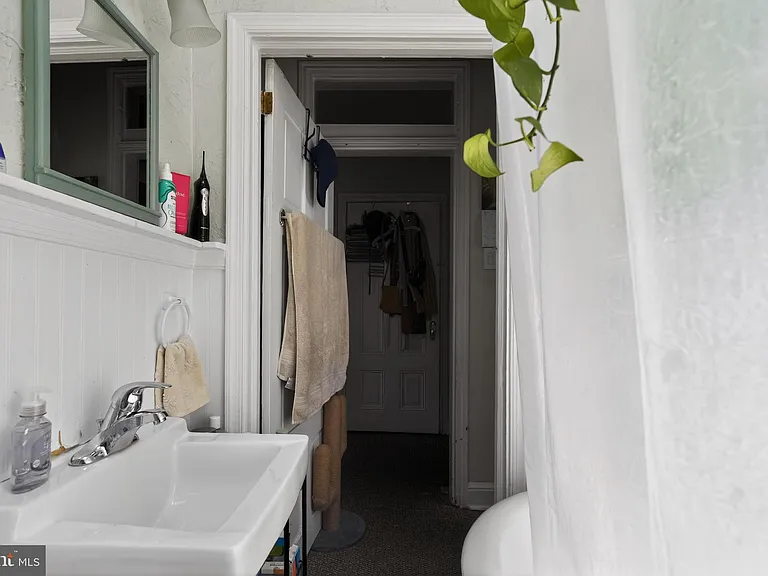 3505 Indian Queen Ln — Photo 13