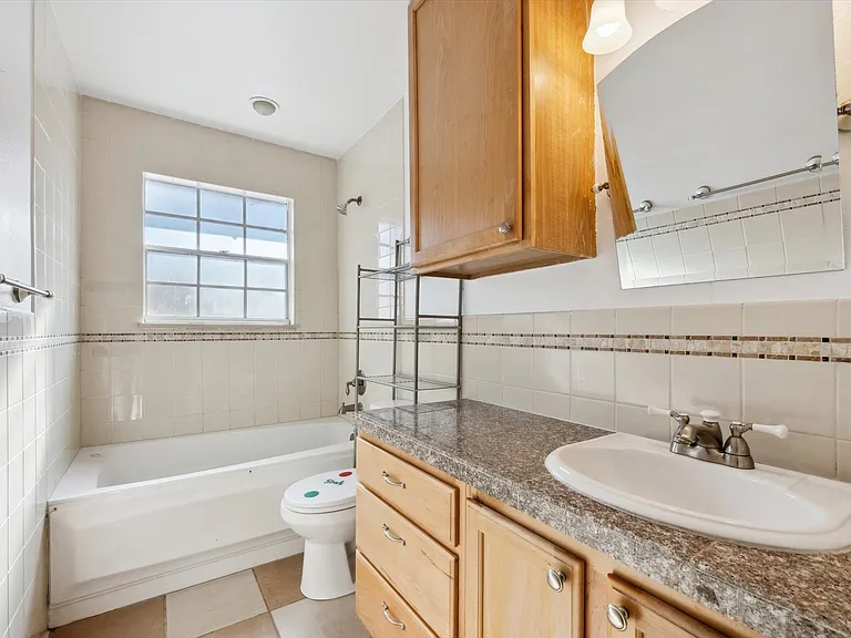 3332 S Jellison Ct — Photo 8